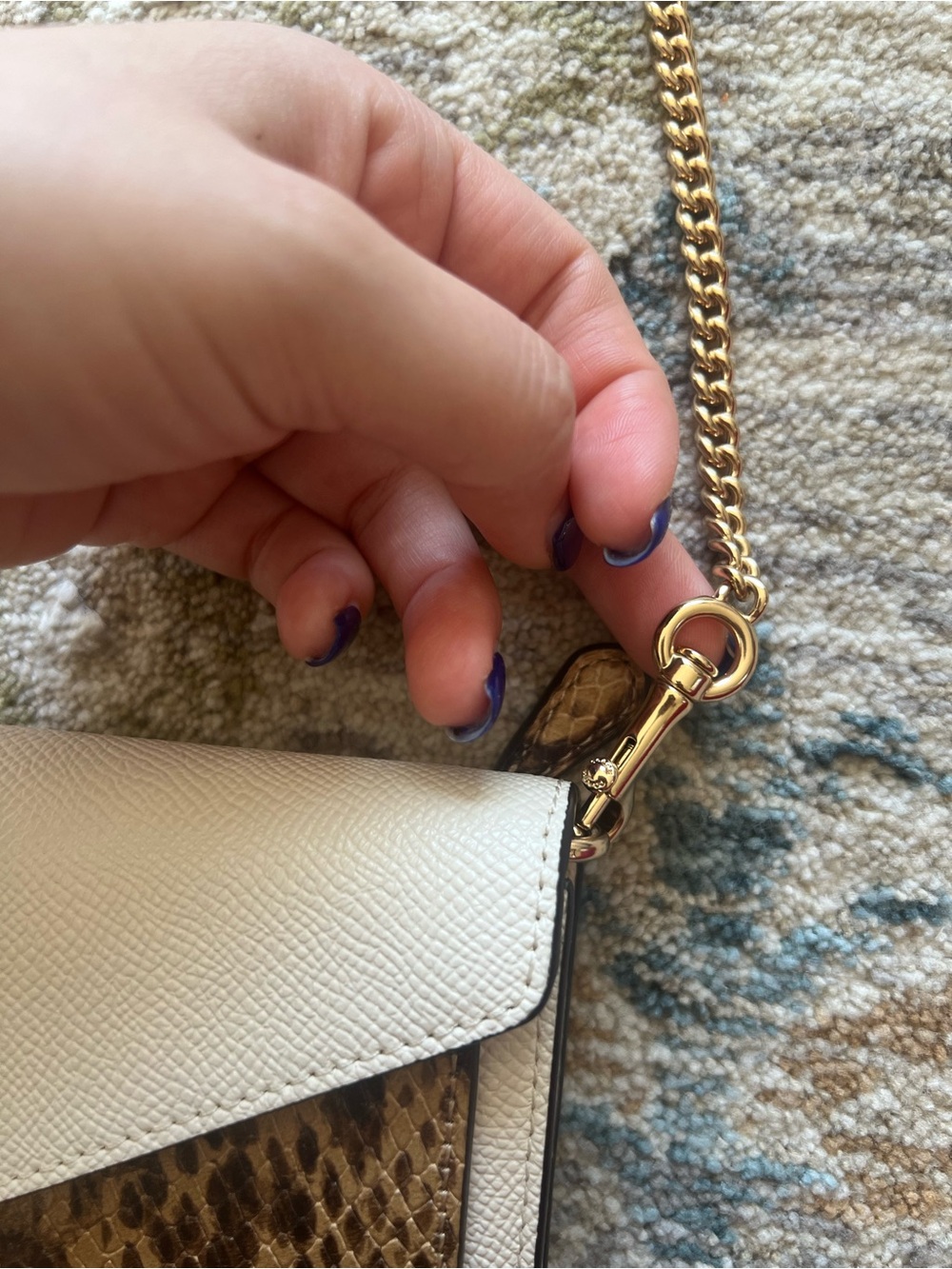 Coach Envelope Wallet on Chain - Picture 10 of 12